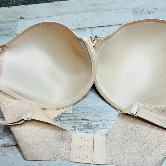 NEW Victoria's Secret Bra 38DDD Cream Shimmer Padded Feminine Underwire Molded - Picture 5 of 5